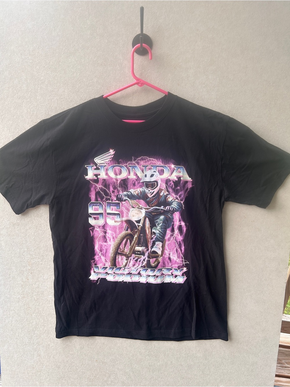 Mens  size Large Black Graphic Moto T‑Shirt with Pink Accents new no tags #472
